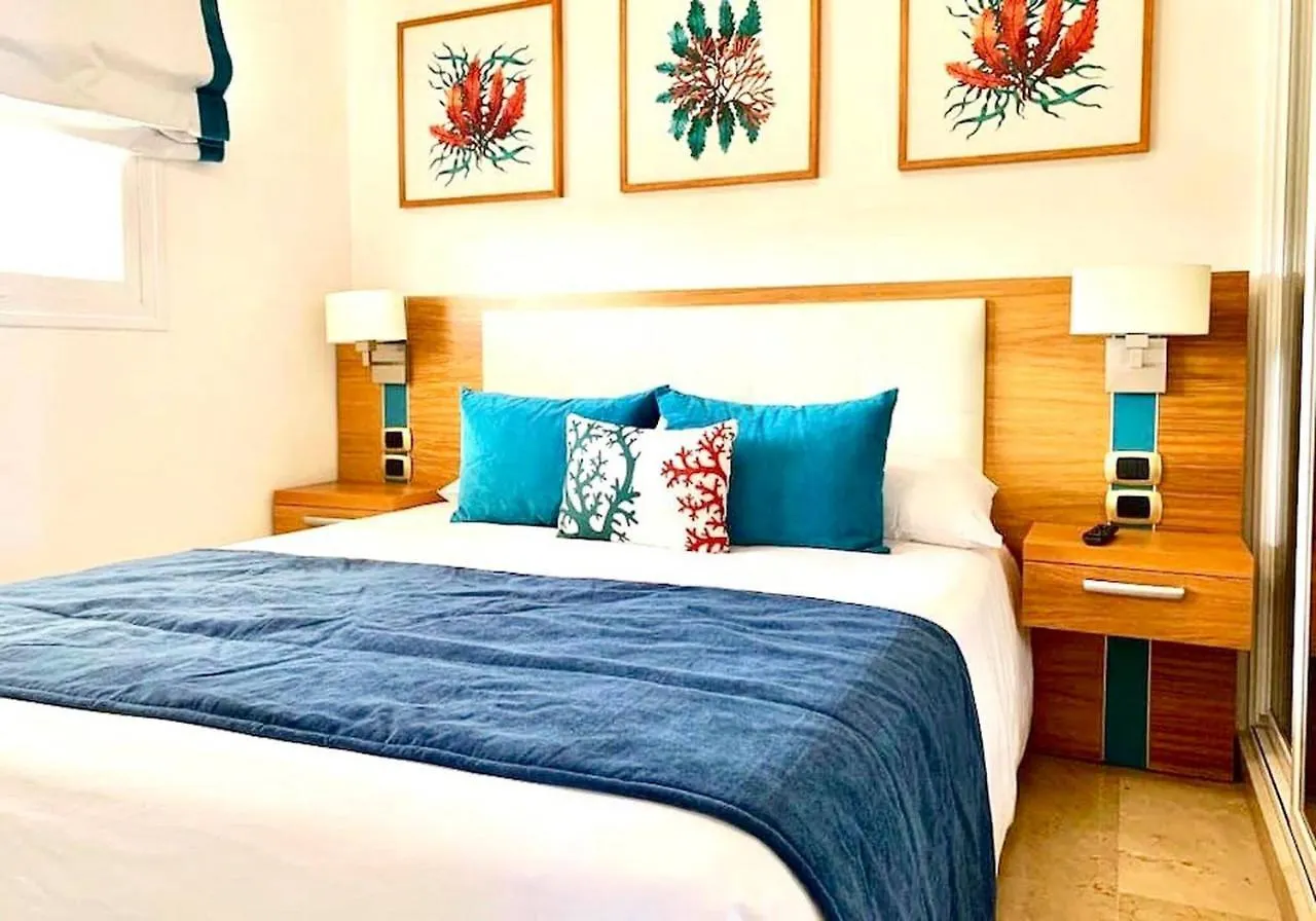 Apartamento 120 Jardin Privado Cana Rock contacts